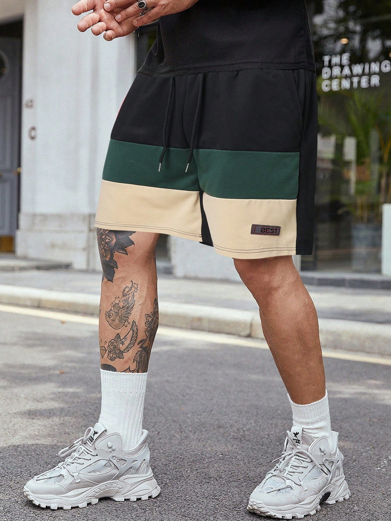 Men Casual Color Block Letter Patched Detail Drawstring Waist Shorts For Summer