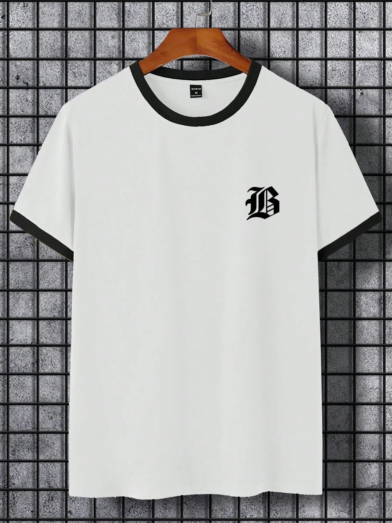 Men Letter Graphic Contrast Trim Short Sleeve Ringer Tee